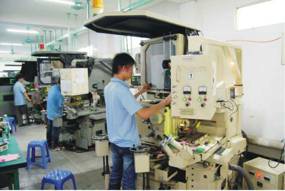 光学磨床车间