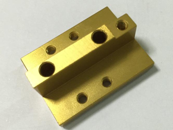 Golden chromating